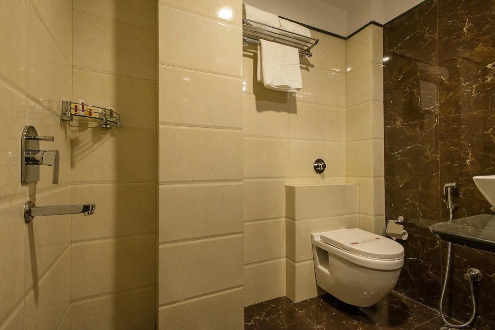 Fabhotel Resolute Gopalpura Hotel 3*