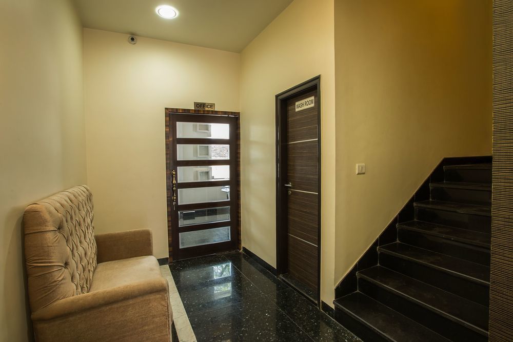 Fabhotel Resolute Gopalpura 3*