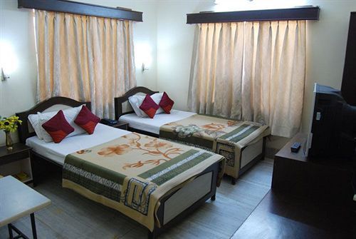 Laxmi Niwas Hotel