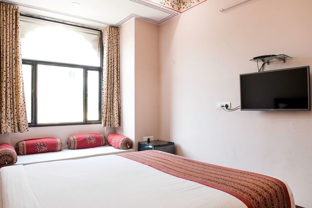 Hotel Laxmi Niwas 3*