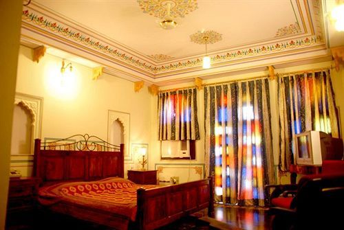 Hotel Sajjan Niwas 3*