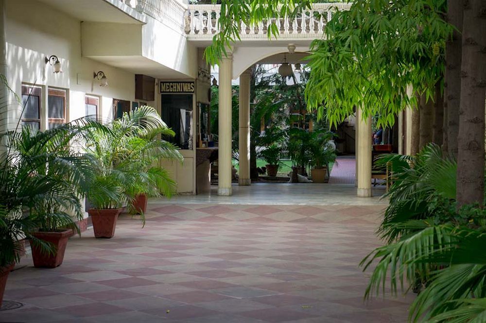 Hotel Meghniwas 3*