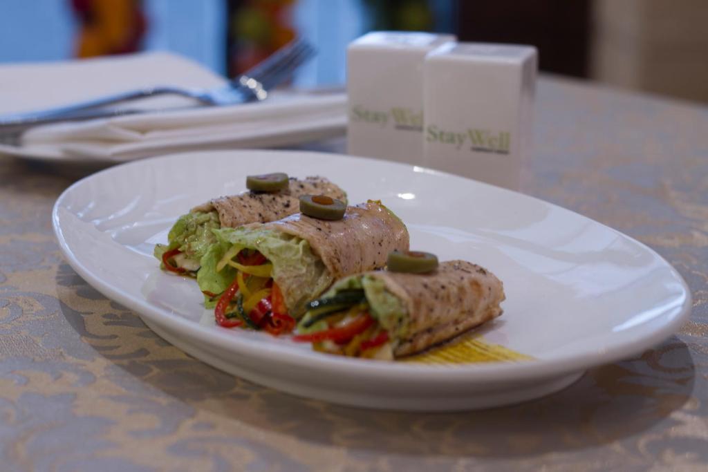 Hotel Leisure Grand Chanakya Jaipur