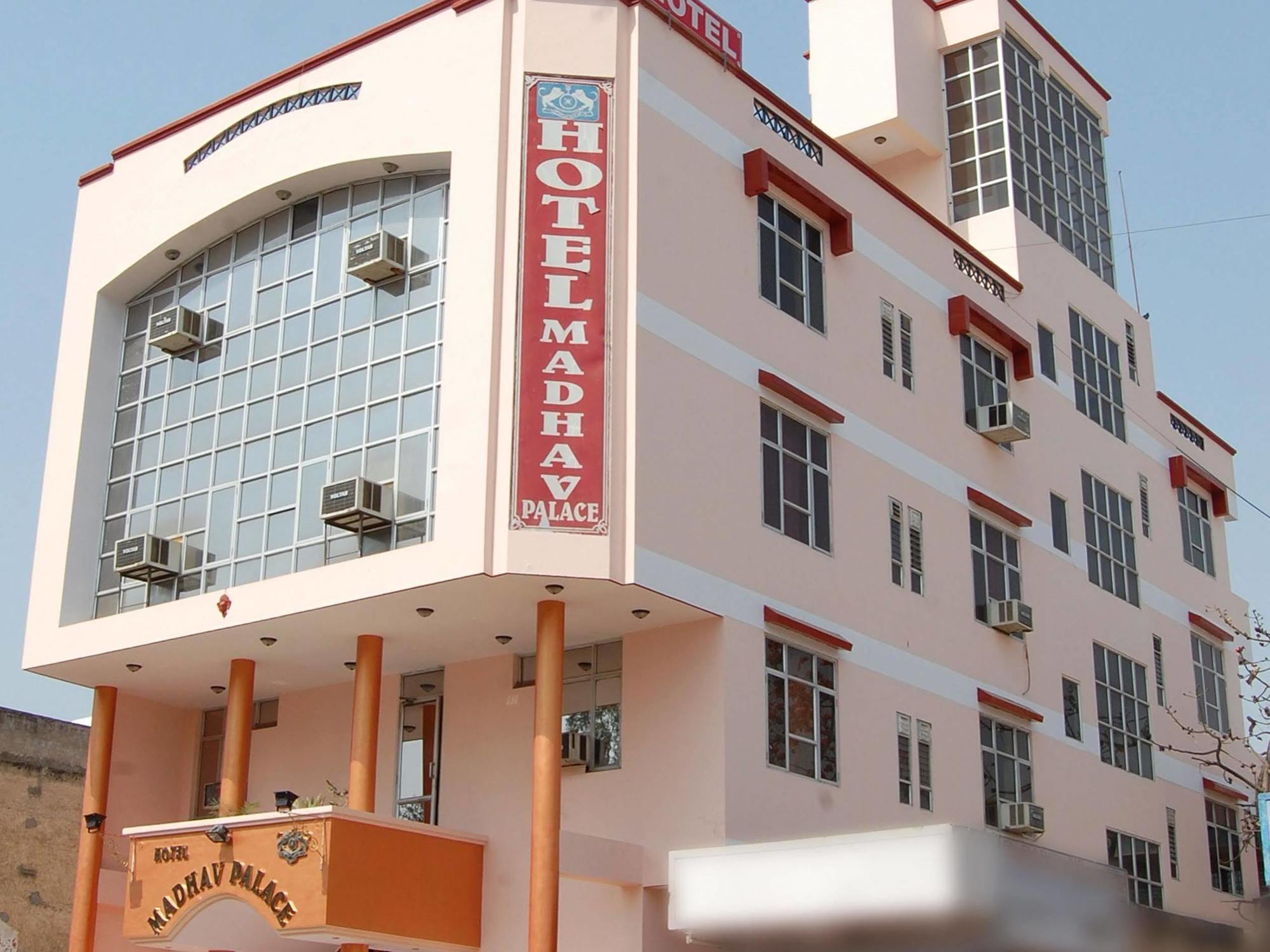 Madhav Palace 3* Jaipur