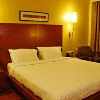 Cambay Grand Kukas 4*