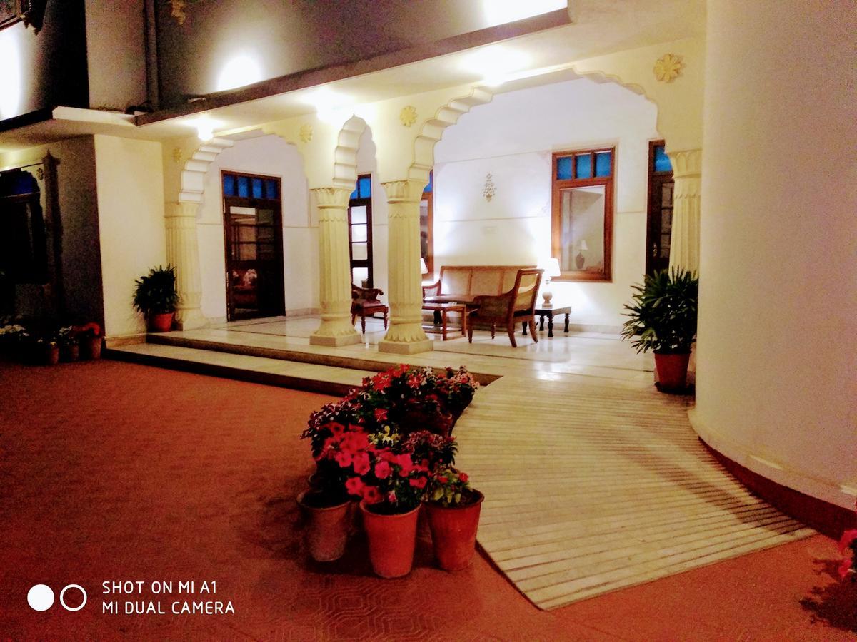 Hotel Meghniwas 3*