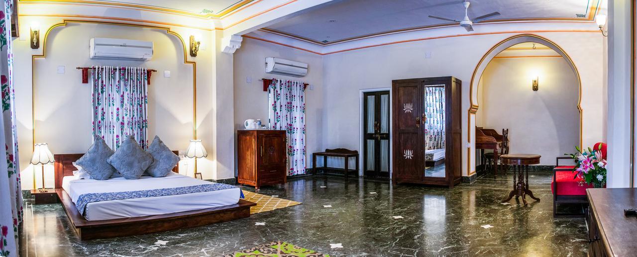 Hotel Diggi Palace - A Center Hidden Heritage Gem 4*