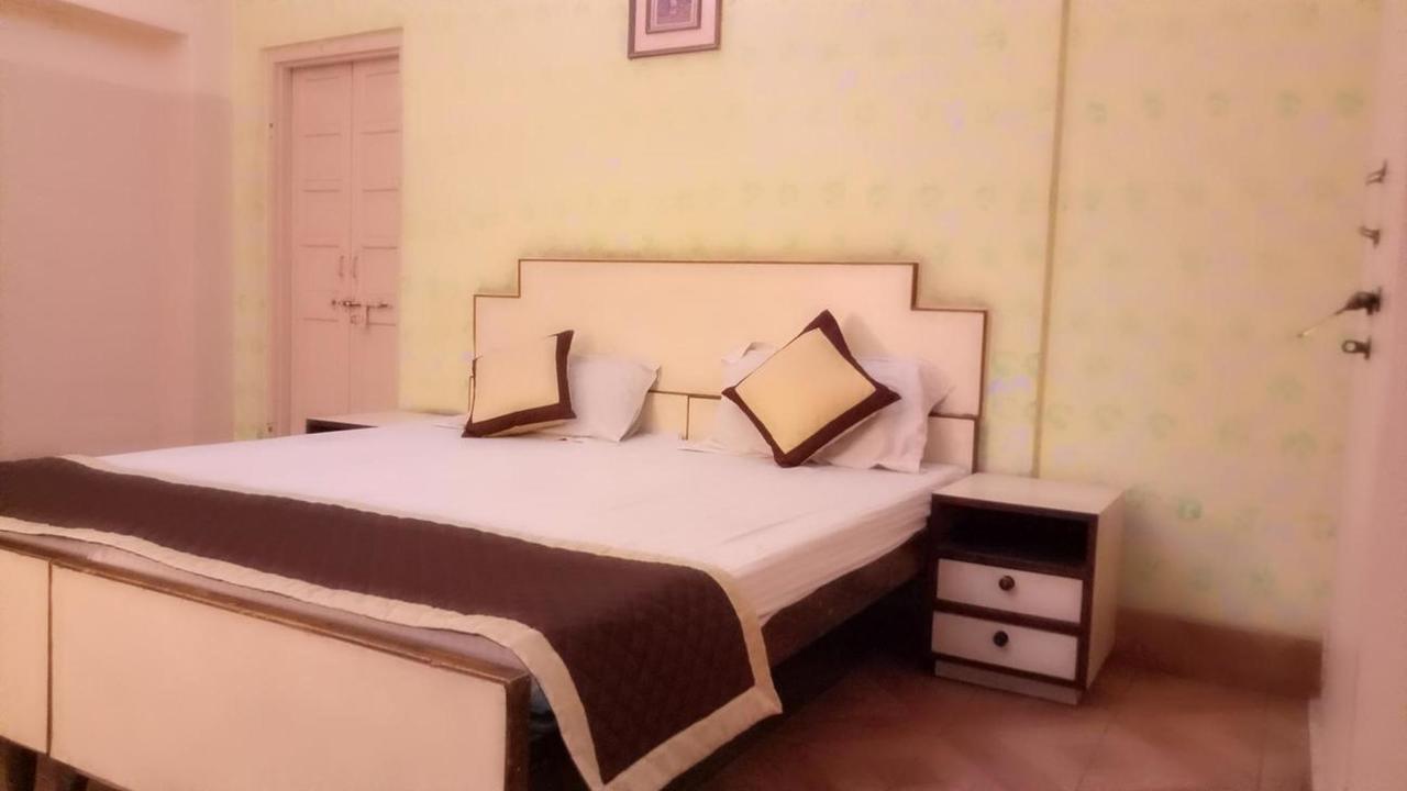 Hotel Rajdhani Jaipur