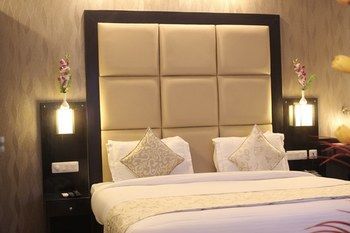 The Park Classic Hotel