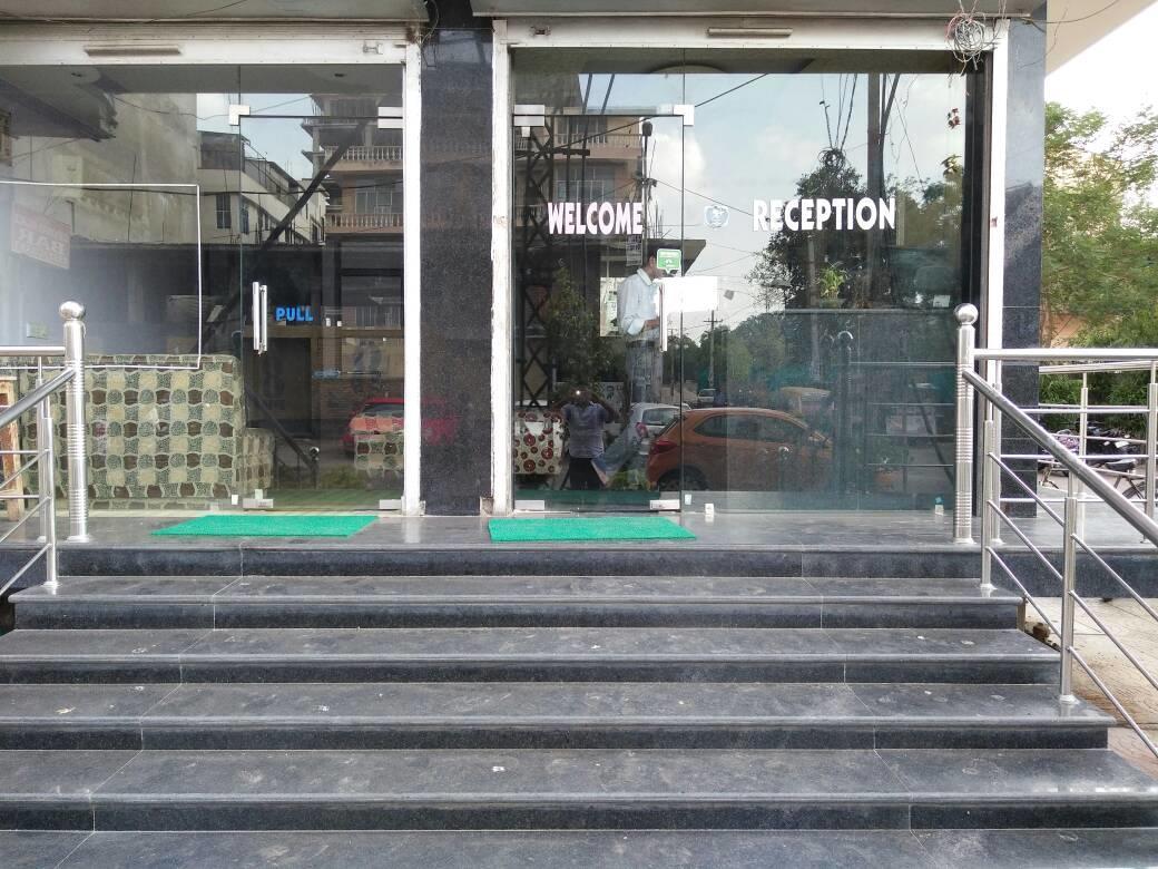 Hotel Mohit Palace