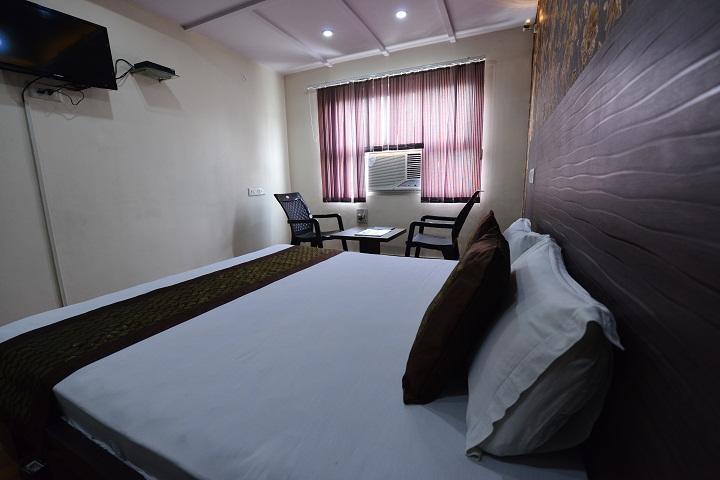Mohit Palace Hotel
