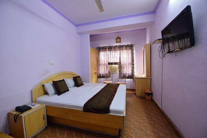 Mohit Palace Hotel 2*