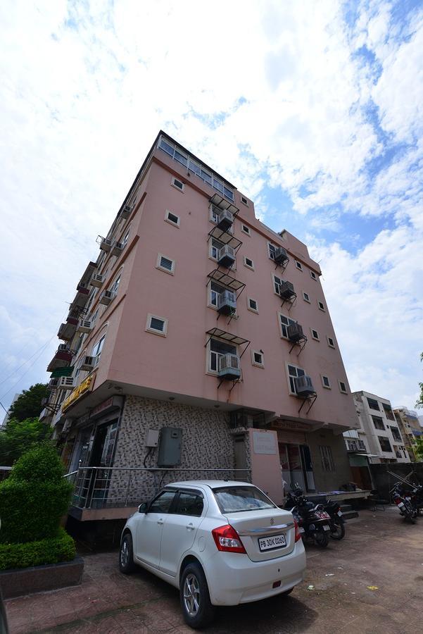 Mohit Palace 2*