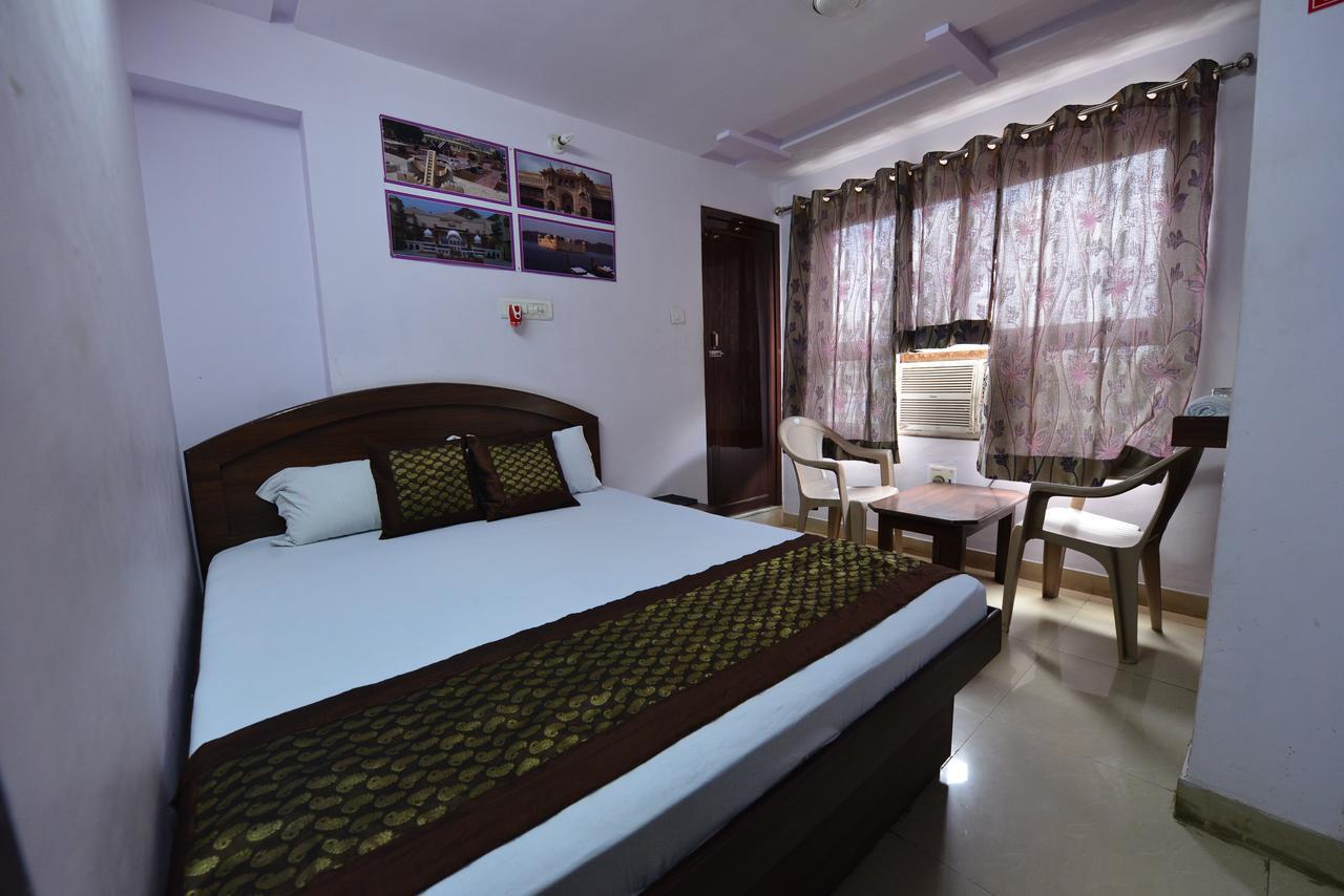 Mohit Palace Hotel