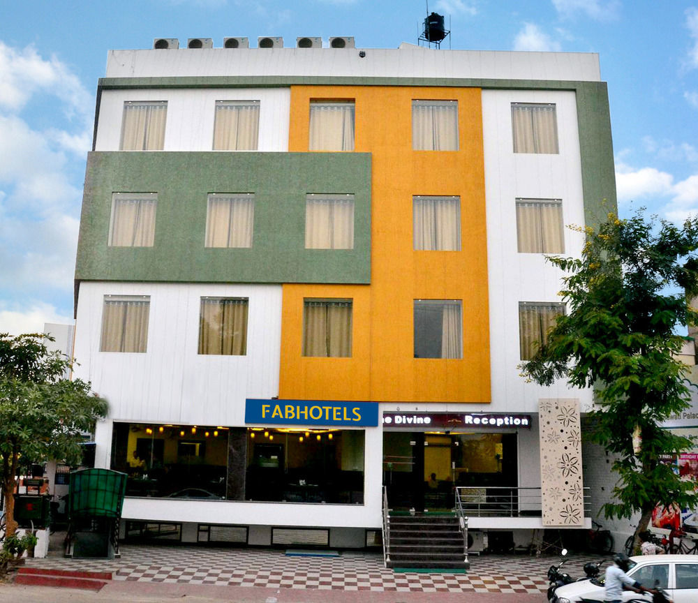 Hotel Fabhotel Padmavati Palace Mansarovar 3*
