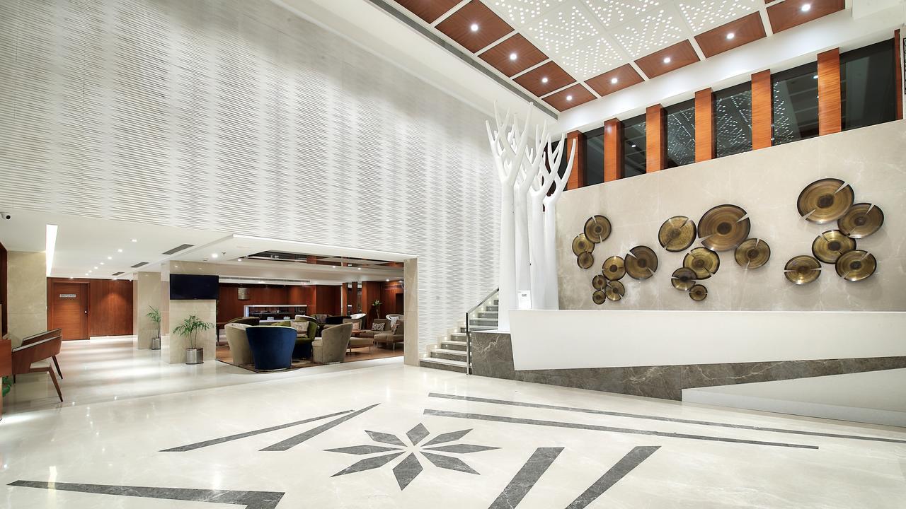 Radisson Center Hotel 5*