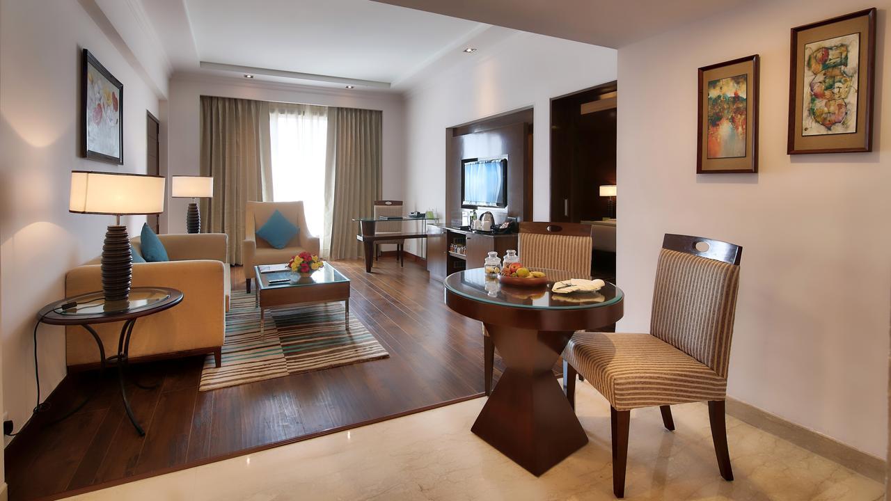 Radisson Center Hotel Jaipur