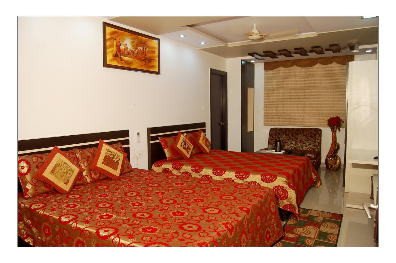Jinendra Palace Jaipur