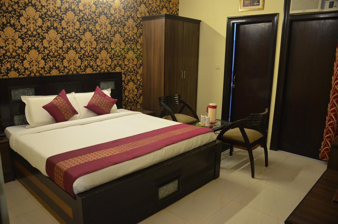 Hotel Jinendra Jaipur