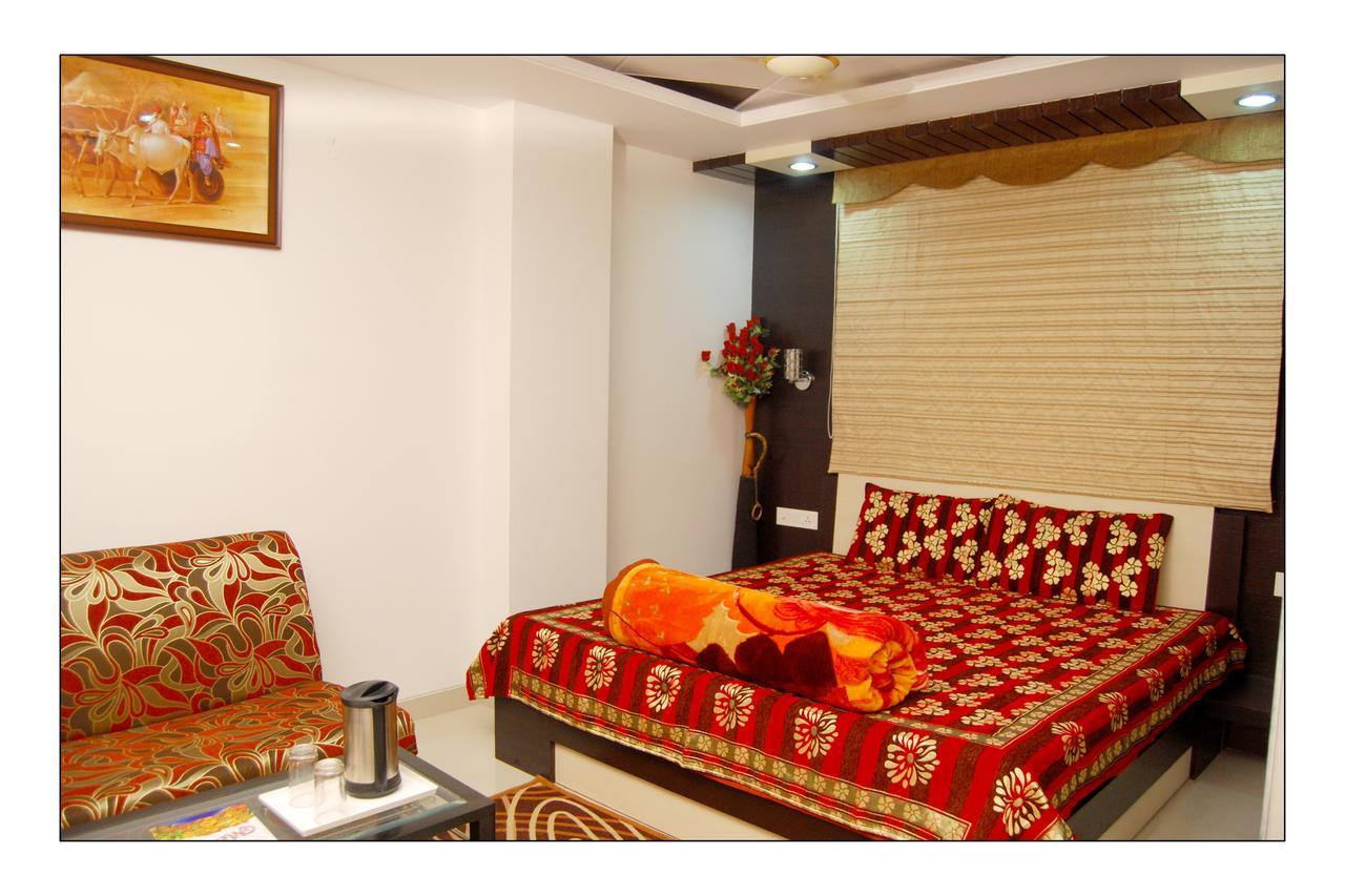 Jinendra Palace Hotel