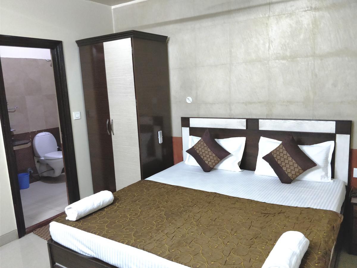 Jinendra Palace Hotel 2*