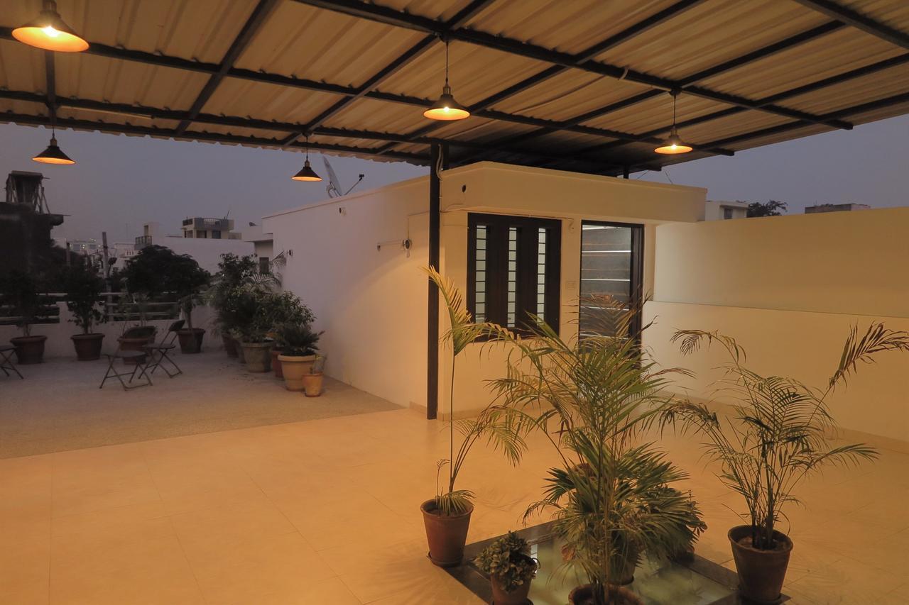 White Tulips Bed & Breakfast 5*