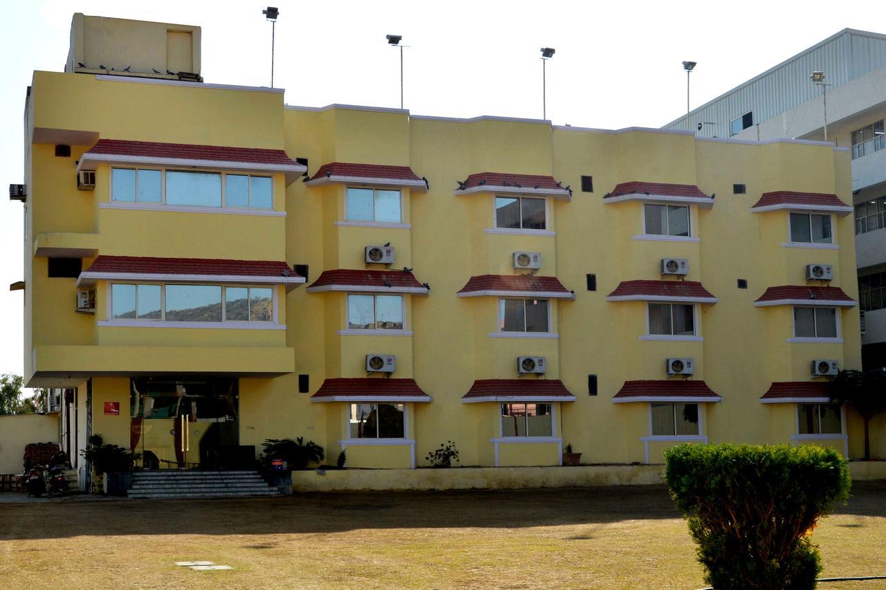 Oyo 6327 Hill View Jaipur