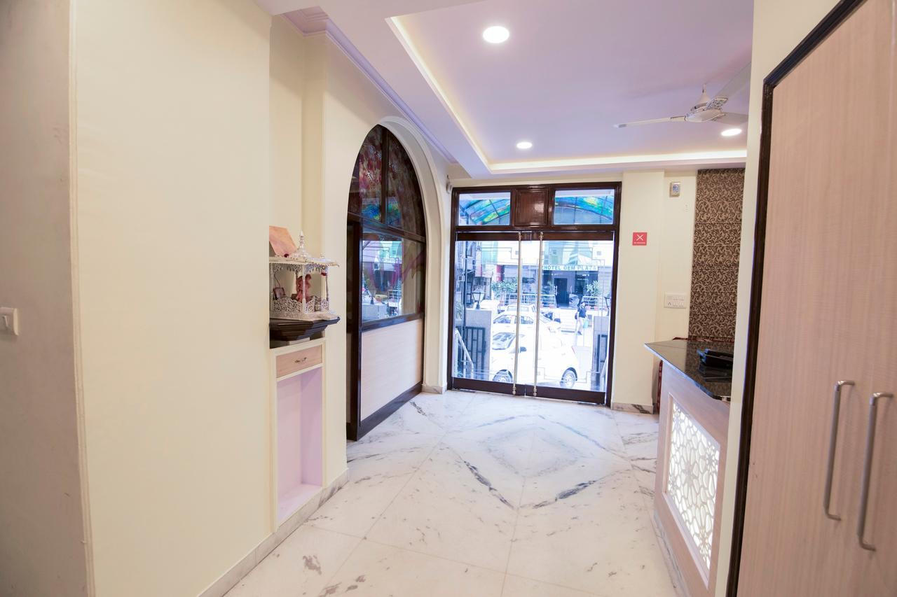 Hotel Oyo 13643 Maharaja Palace 3*