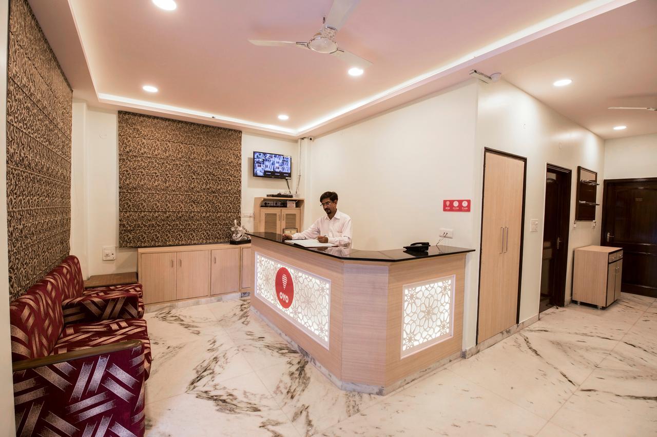 Hotel Oyo 13643 Maharaja Palace