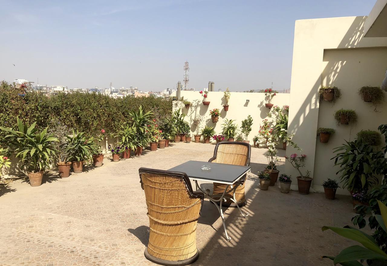 Bed & Breakfast Saket