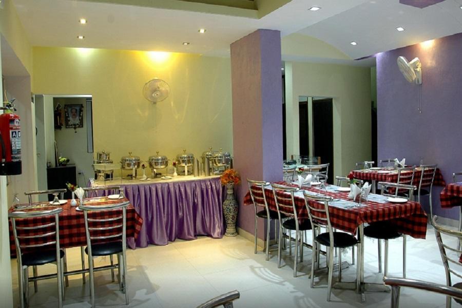 Ishwar Hotel