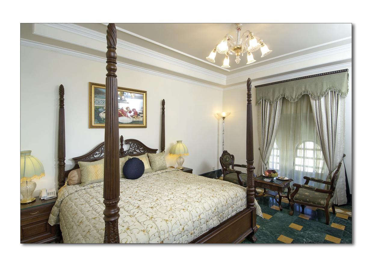 Shiv Resort 5*