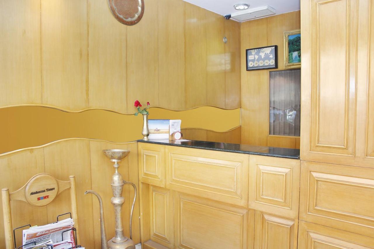 Lmb Centre, 3*