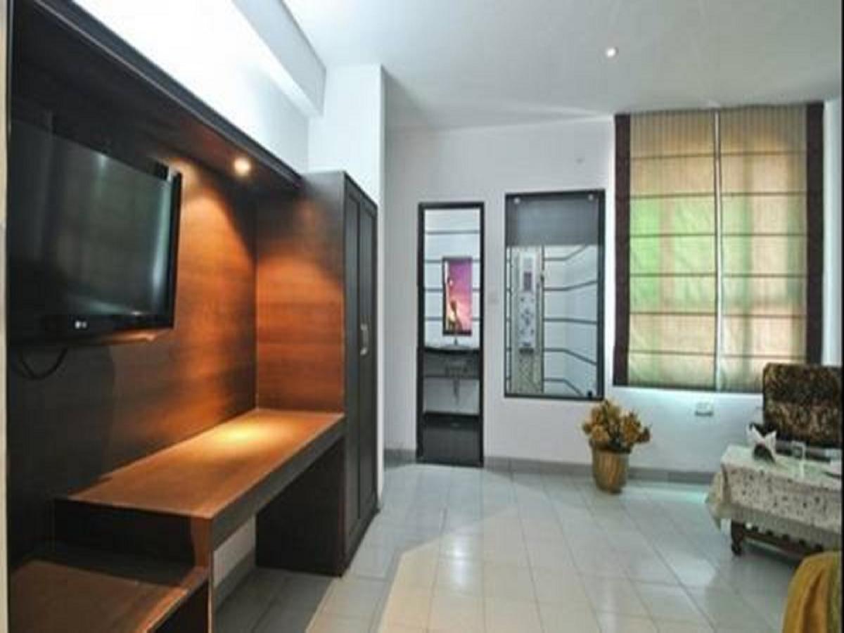 Guest house Hotel Meenakshi Near Railway Station Jaipur Jaipur