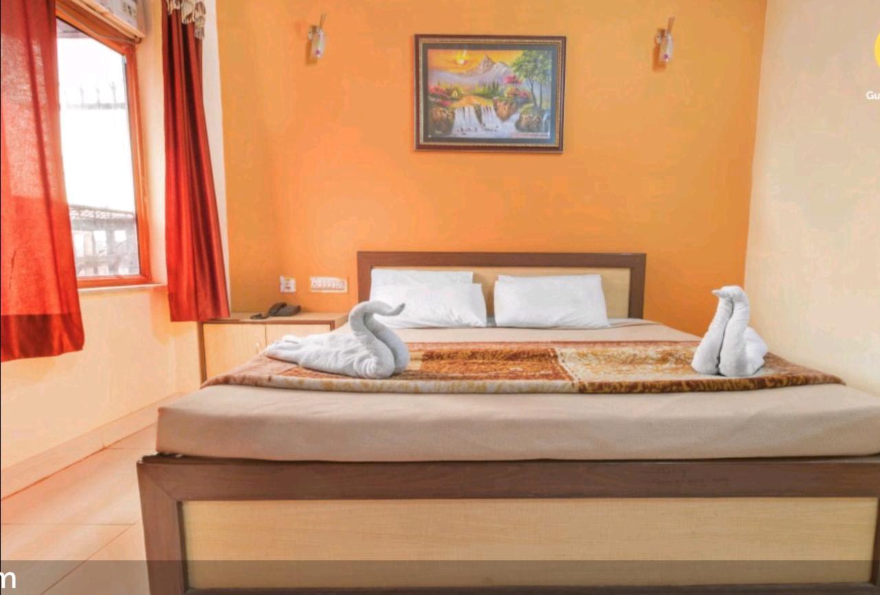 Asian Palace 2*
