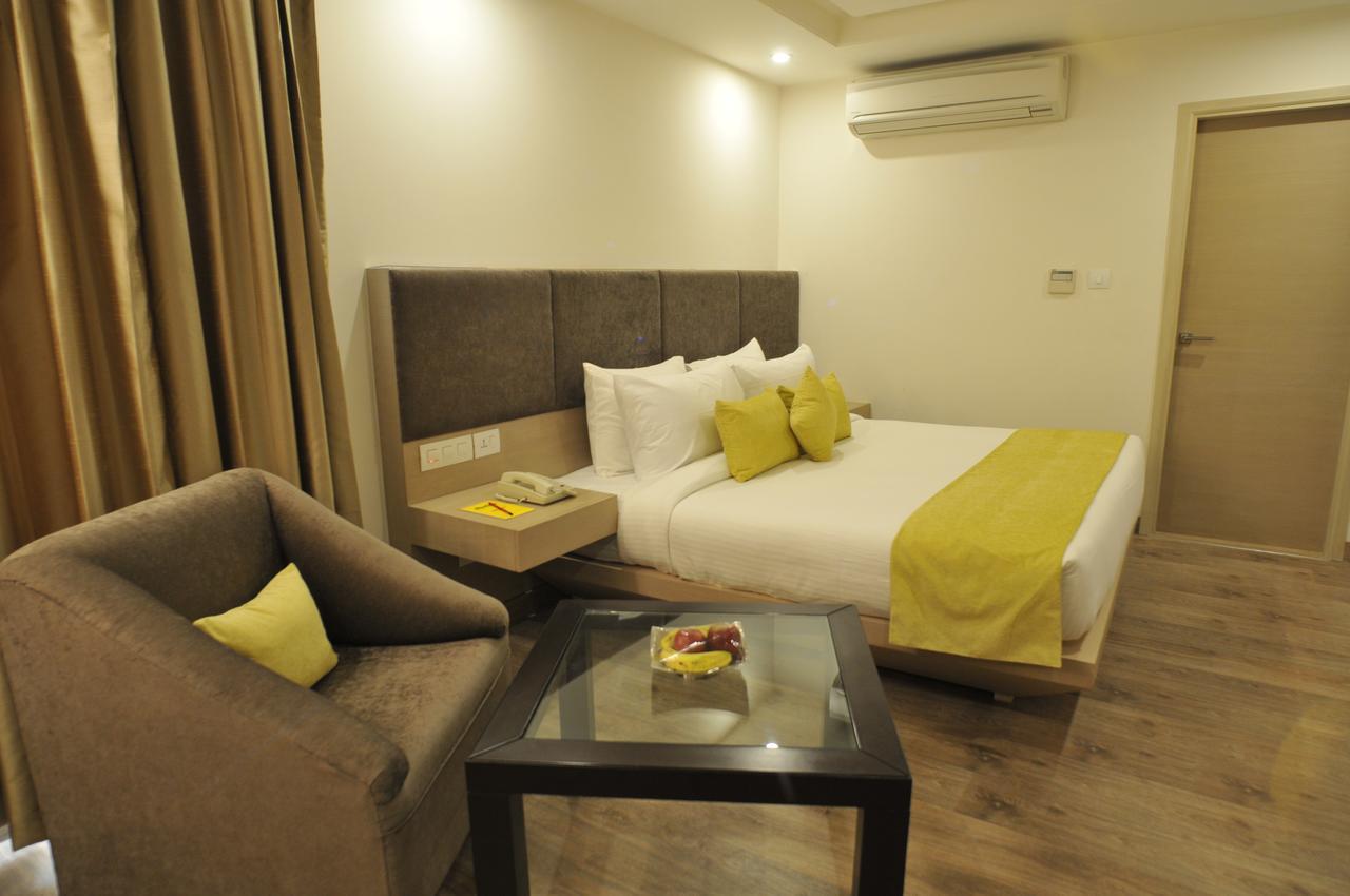 Royale Lalit Hotel