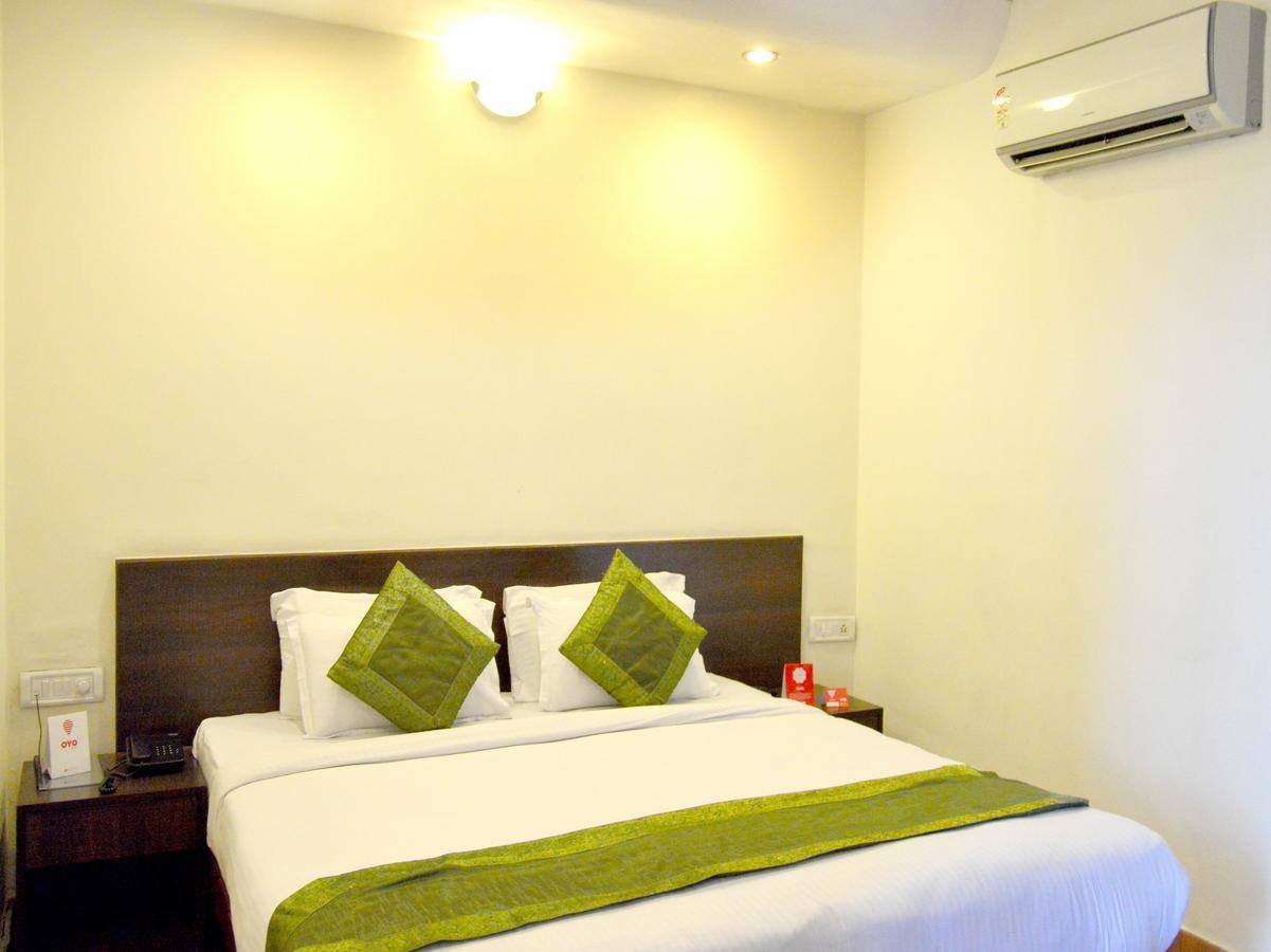 Hotel Oyo 6894 White Lily Jaipur