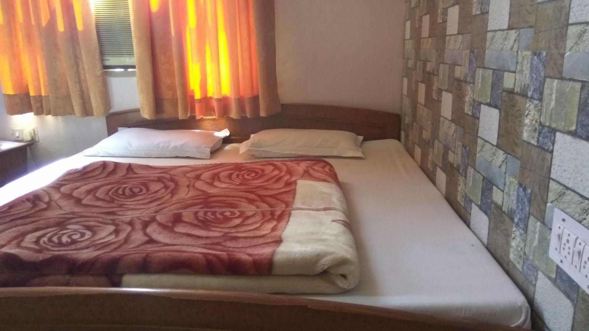 Ganga Kripa Hotel
