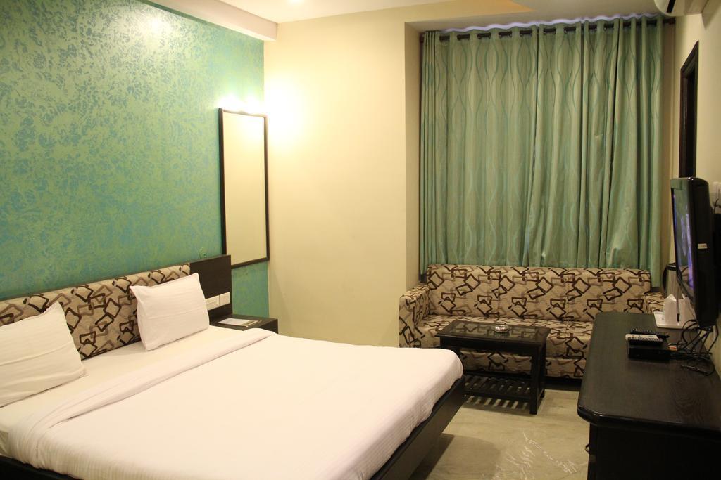 Royal View Hotel