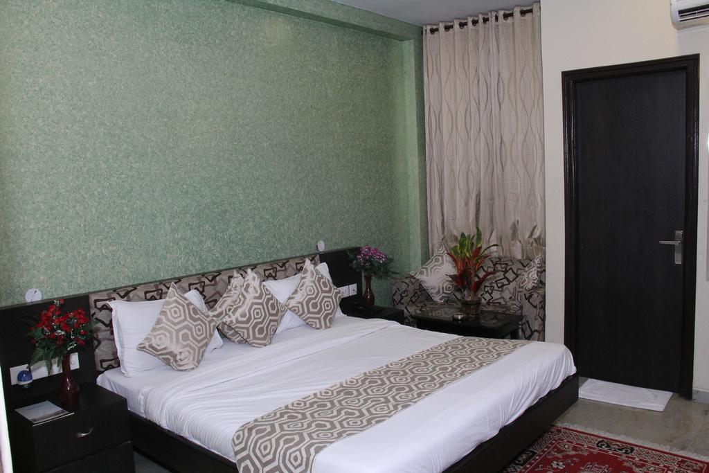 Hotel Royal View