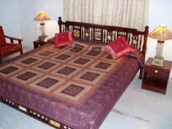 Rajasthan Palace Hotel 3*