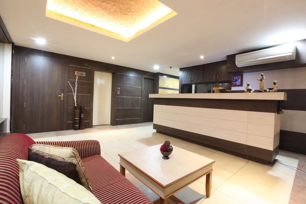 Treebo Trend Woodsvilla Bapu Nagar Hotel