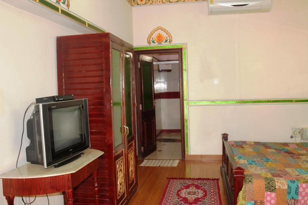 Vimal Heritage 3*