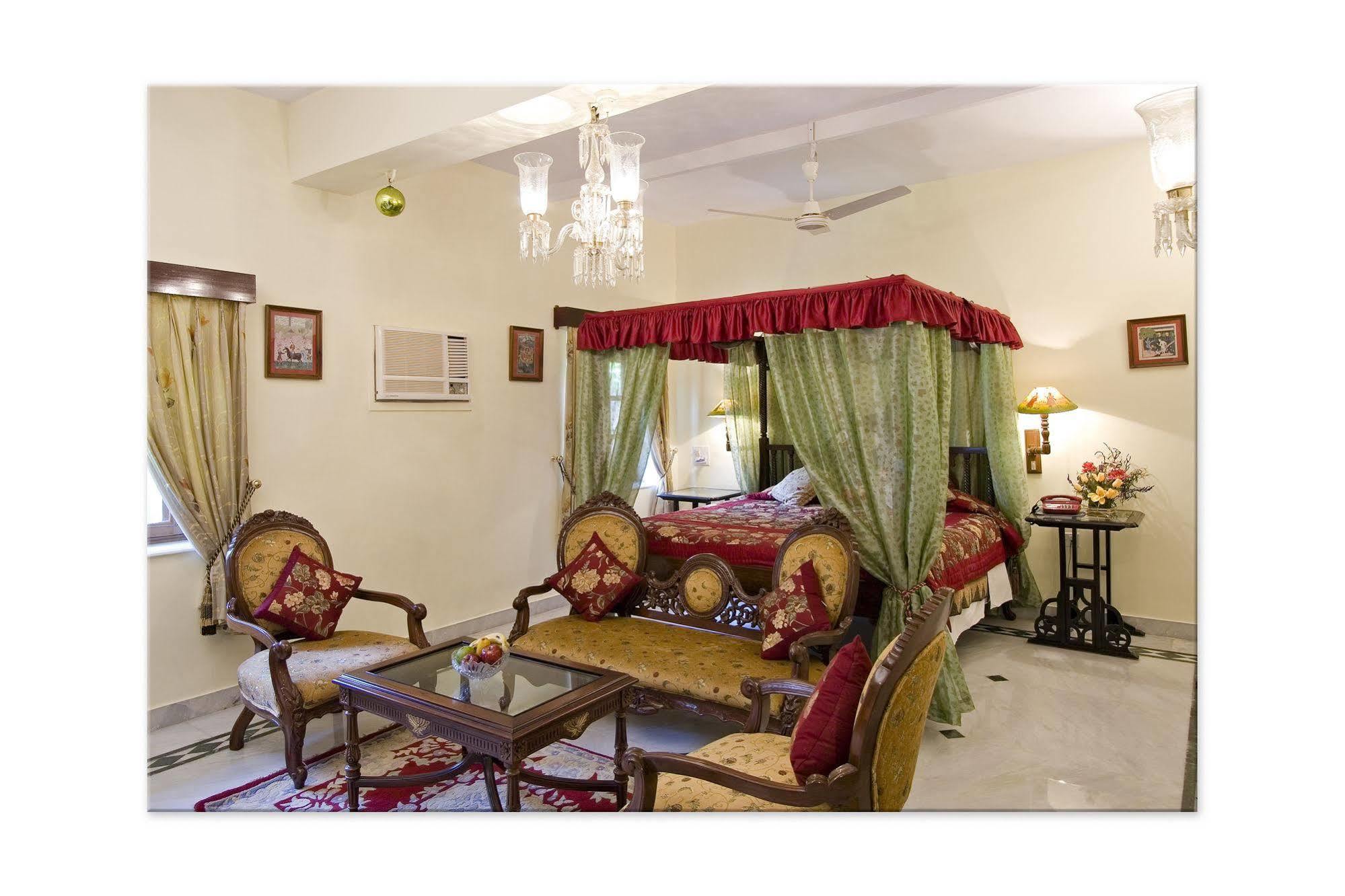 Hotel Madhuban - A Heritage 3*