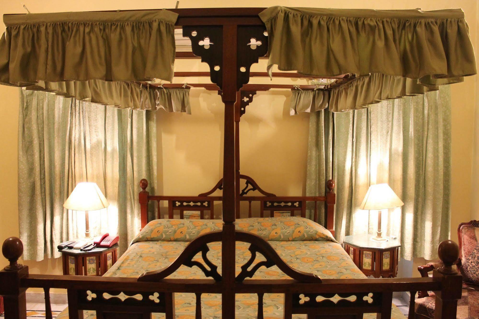 Hotel Madhuban - A Heritage 3*