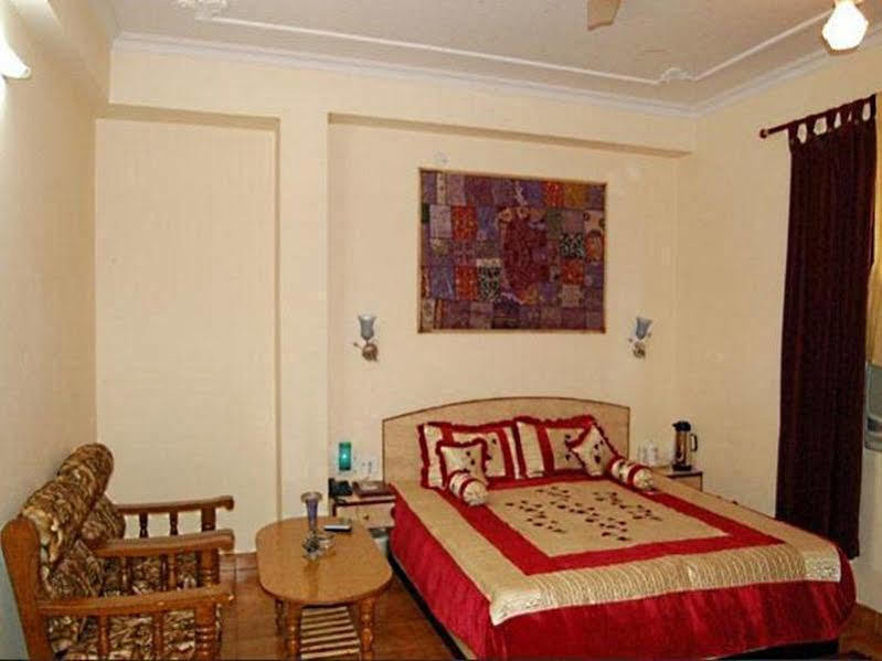 Hotel Meenakshi Near Railway Station Jaipur Guest house