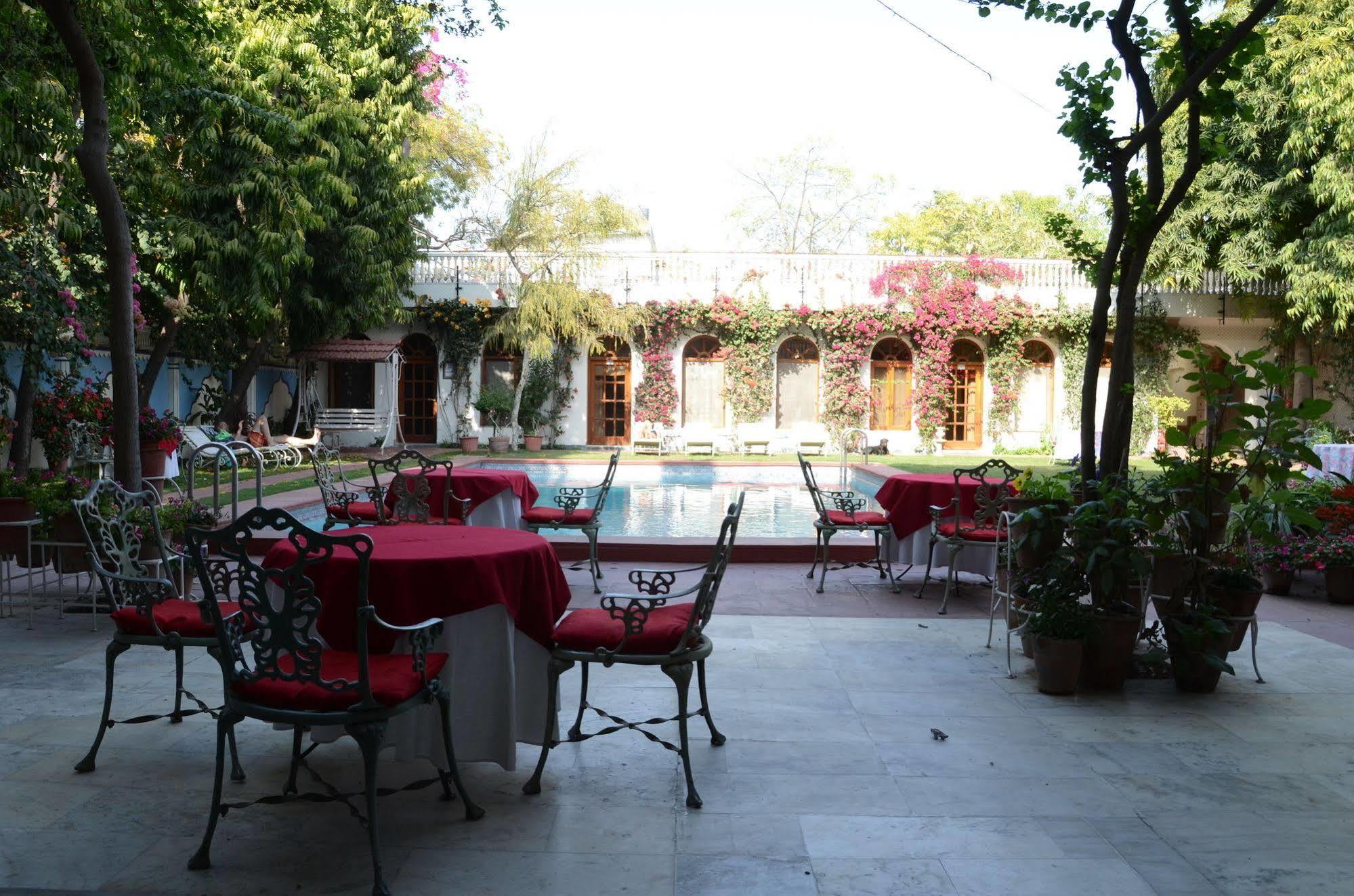 Meghniwas Hotel