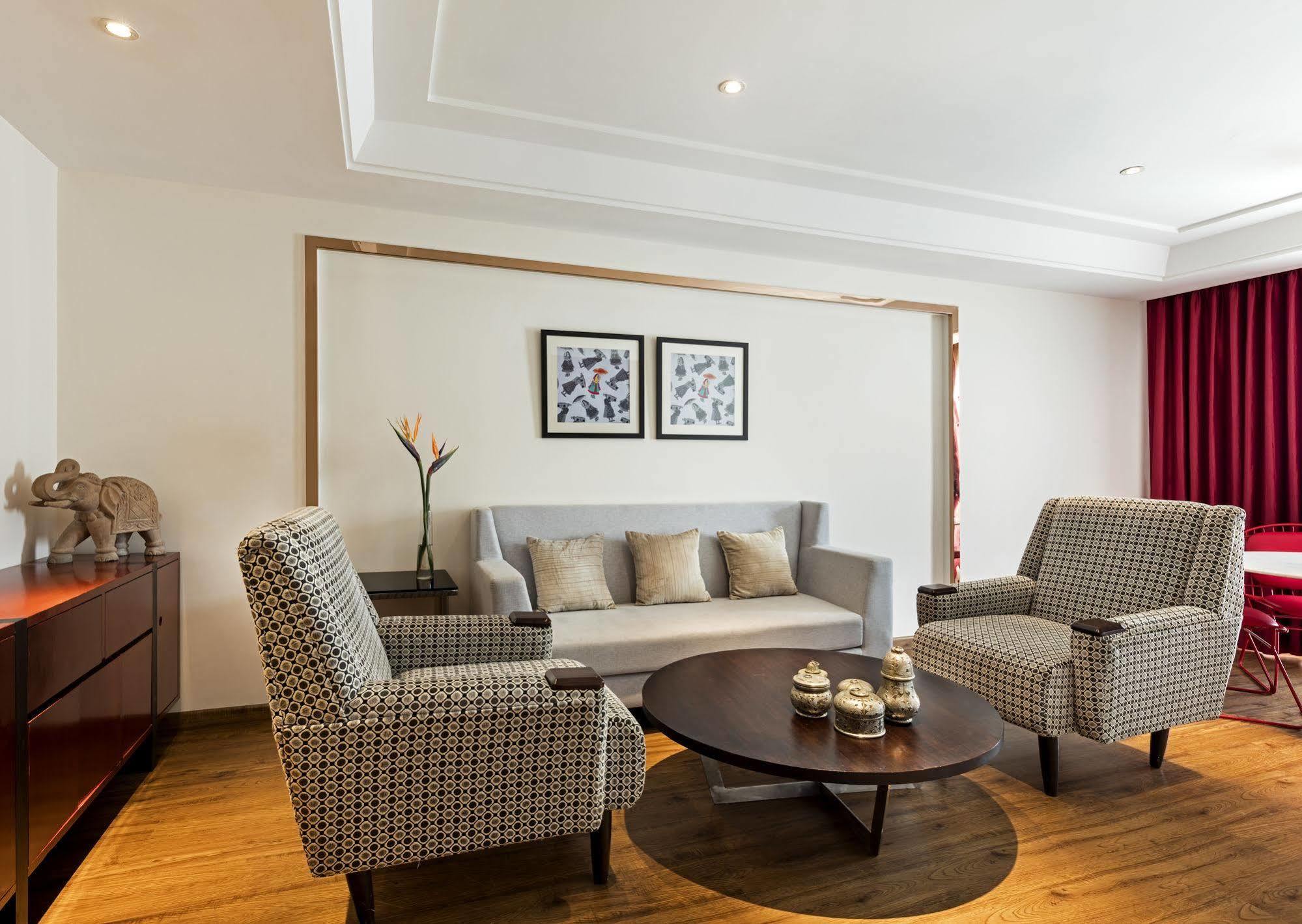 Zone By The Park , Bani Park Hotel