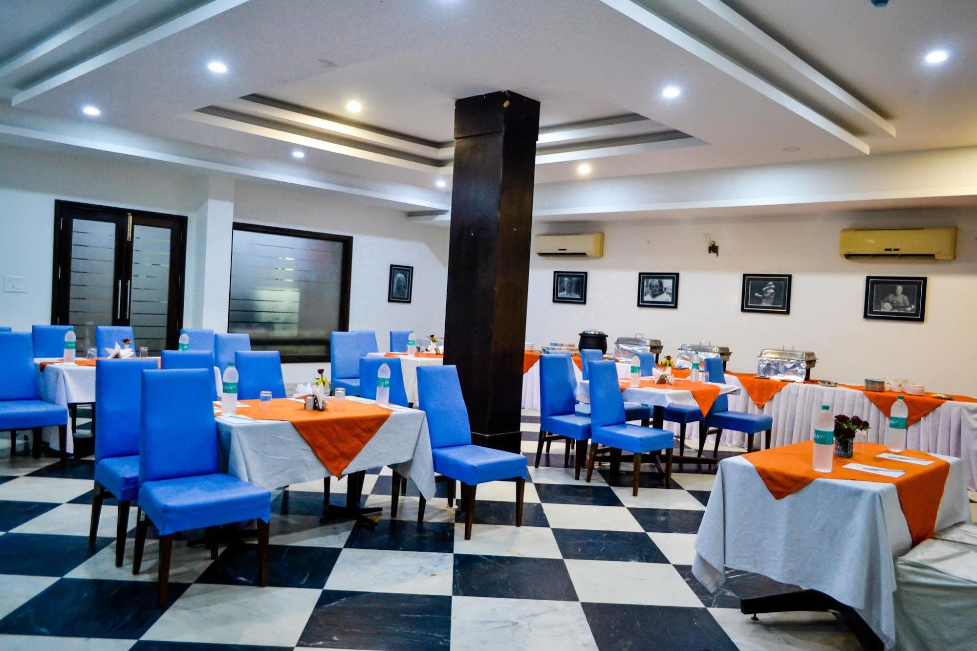 Rnb 2* Jaipur