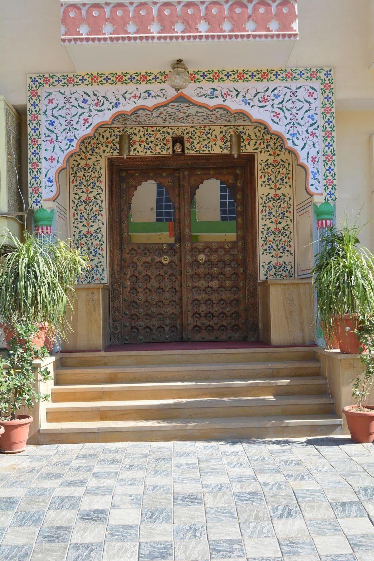 Hotel Laxmi Niwas 3*